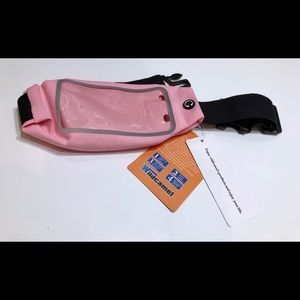 Cellphone/iPod holder, fanny pack Pink